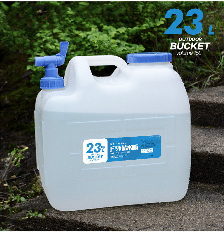 Outdoor Food Grade PE Water Container With Sprout