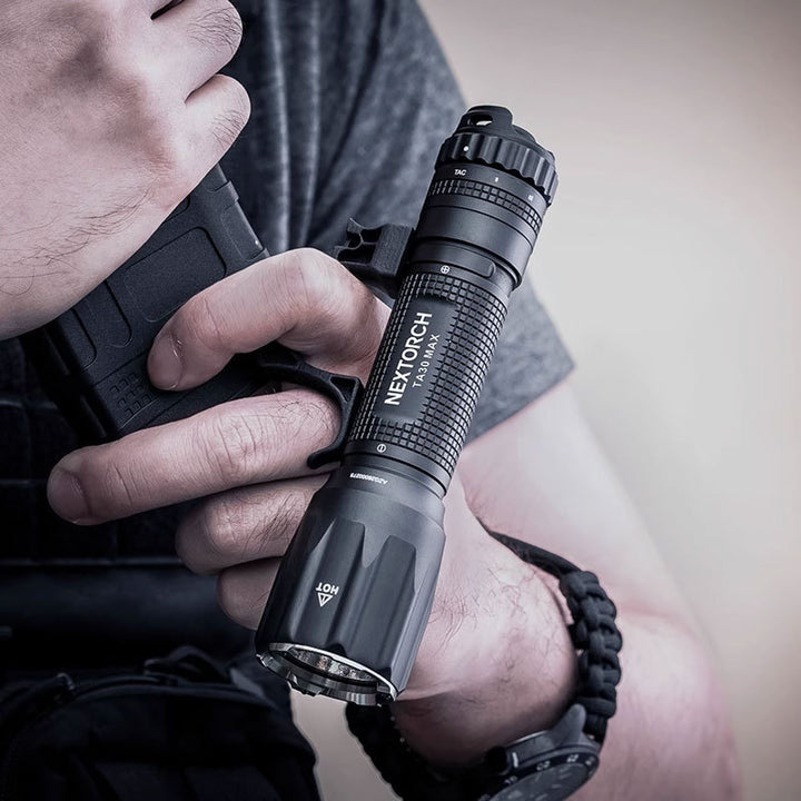 Tactical Portable Multifunctional Flashlight